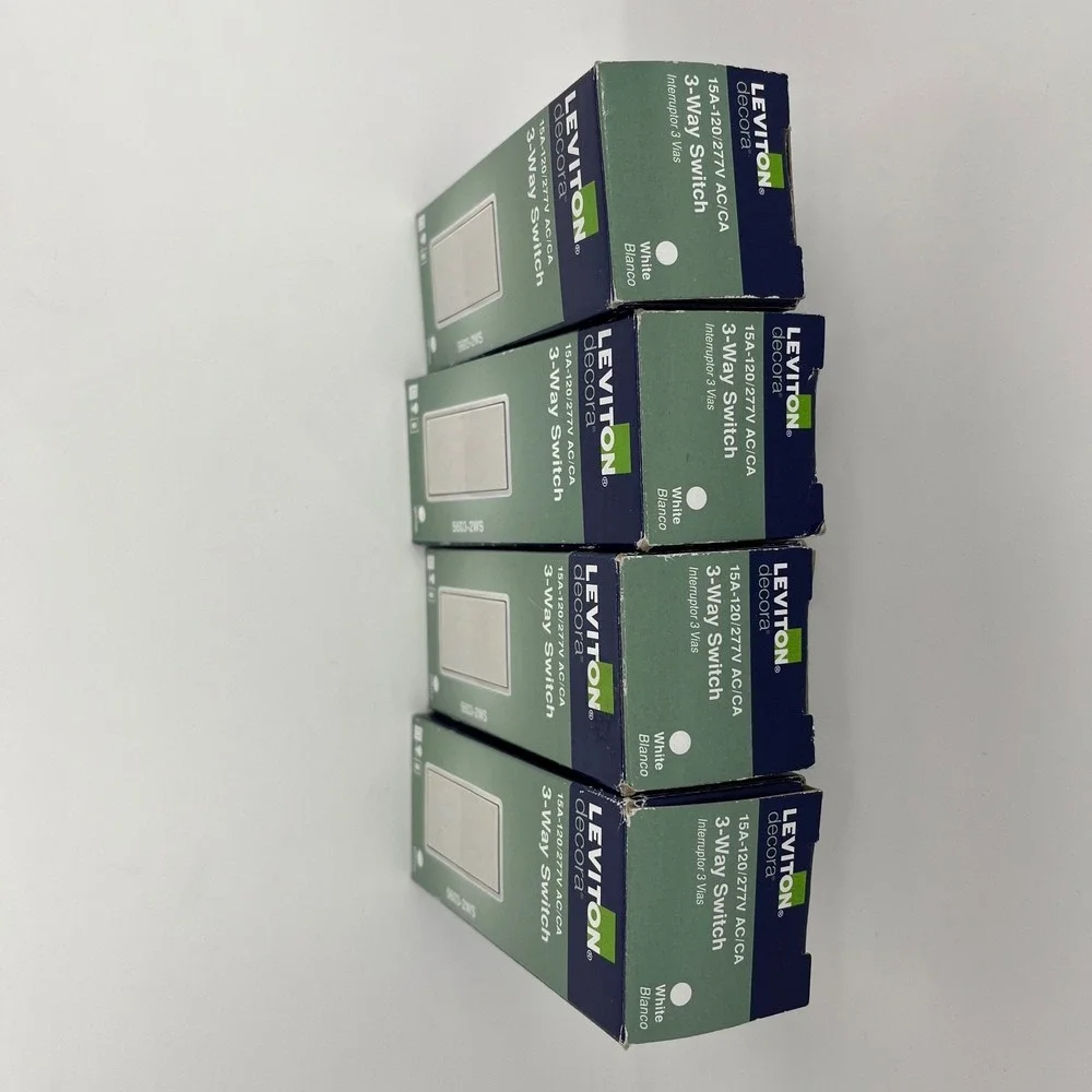 Leviton Decora 15A 3-Way Switch - White (05603-0WM)